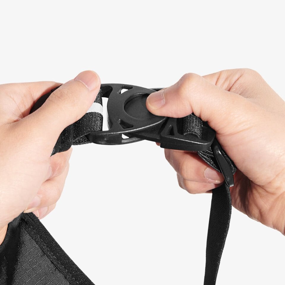 Spigen Dynamic Shield™ Koşu Yeleği / Reflektif özellikli Telefon & Anahtar ve Değerli Eşyalar için Geniş Depolama Alanı / Kulaklık Kablosu için Yuva Black