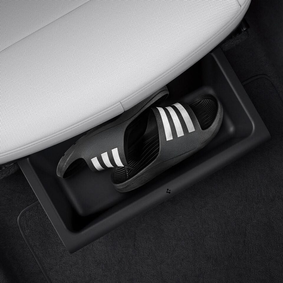 Spigen Tesla Model Y (2026) / (2025) Juniper ile Uyumlu Koltuk Altı Saklama Kutusu ve Organizer Kaymaz Sessiz Gizli Depolama Alanı Black TO222J