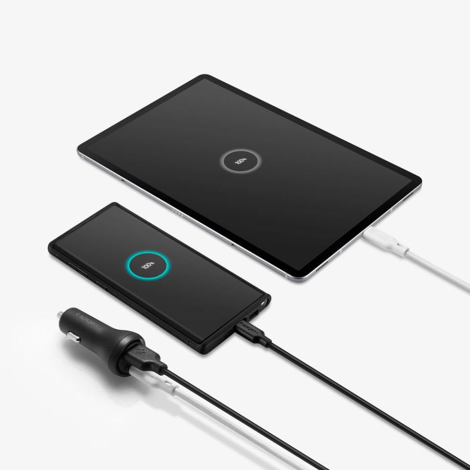 Spigen 45W USB-C 2 Port Araç içi Güç Adaptörü - Hızlı Şarj Aleti iPhone & Android & iPad Type-C PD 3.0 27W + QC 3.0 18W