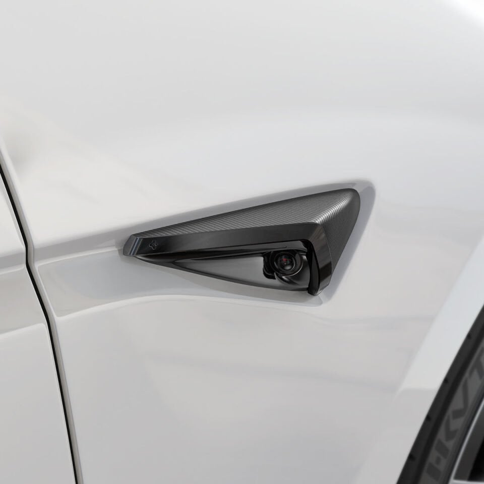 Spigen Tesla Model Y & 3 Uyumlu Yan Kamera Koruma Kapağı Carbon Edition