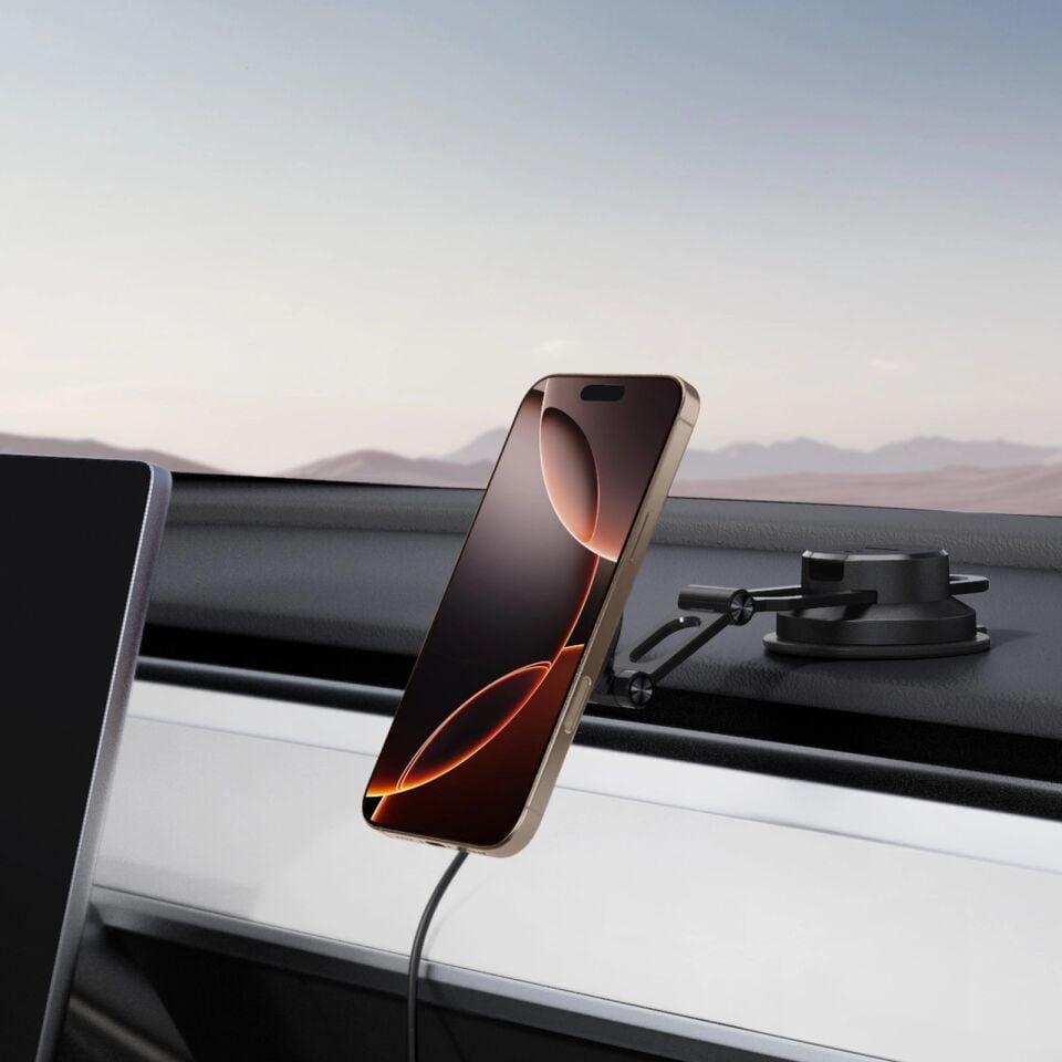 Spigen MagFit Dashboard Araç içi Telefon Tutucu + Manyetik Kablosuz Şarj Cihazı iPhone için MagSafe özellikli OneTap Pro4 Black