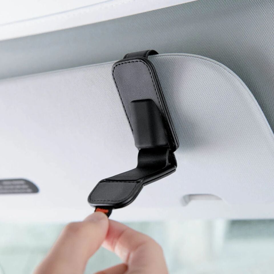 Spigen Premium Güneş Gözlüğü Tutucu Tüm Araçlar ile Uyumlu Manyetik Klipsli Velo Vegan Deri Black (2 Adet) Black