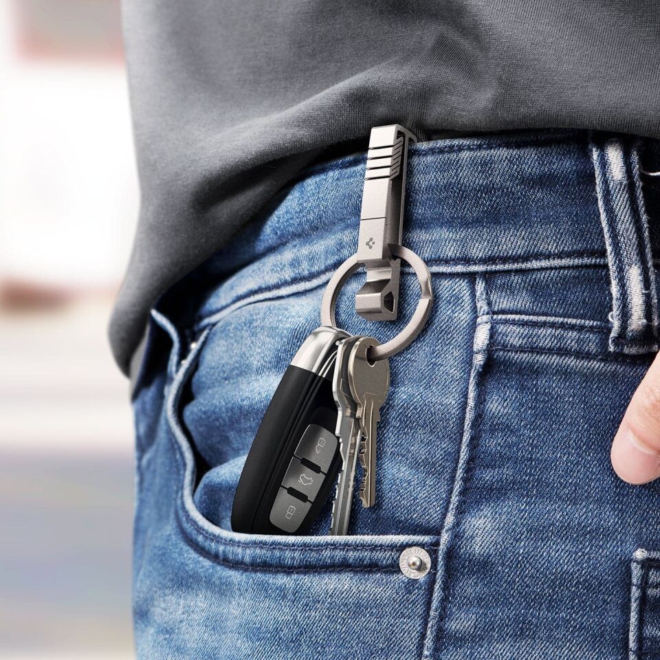 Spigen Anahtarlık / Şişe Açacağı Klipsi Kancası Metal Fit