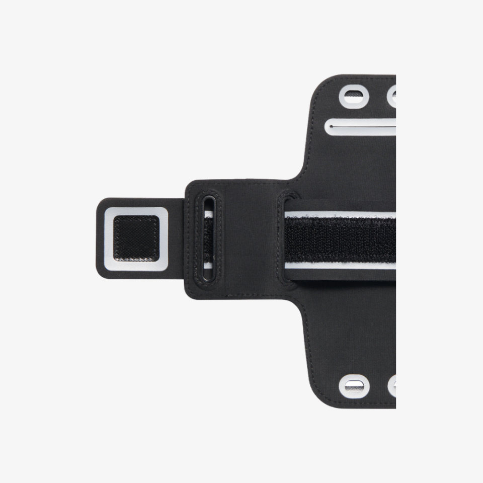 Spigen Dynamic Shield Kol Bandı Su Geçirmez Kılıf A703