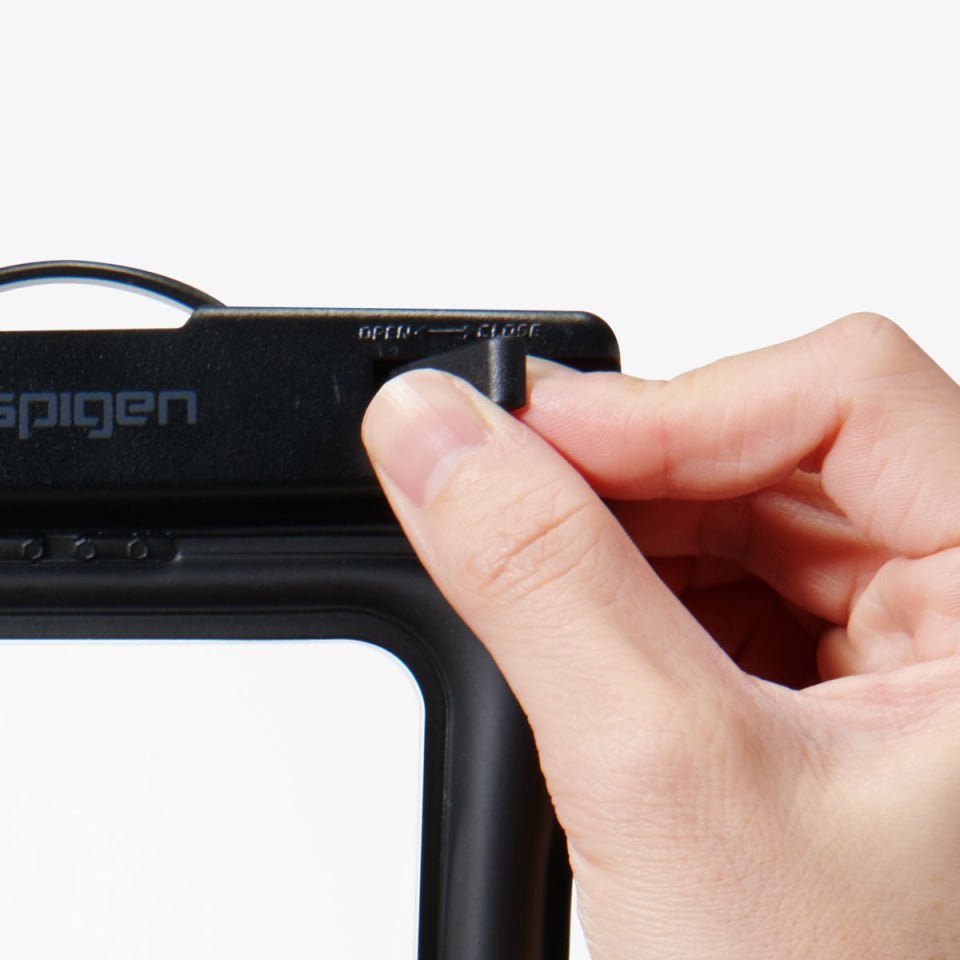 Spigen Aqua Shield Floating WaterProof Universal (Tüm Cihazlarla Uyumlu) IPX8 Sertifikalı Su Geçirmez Yüzer Kılıf Black