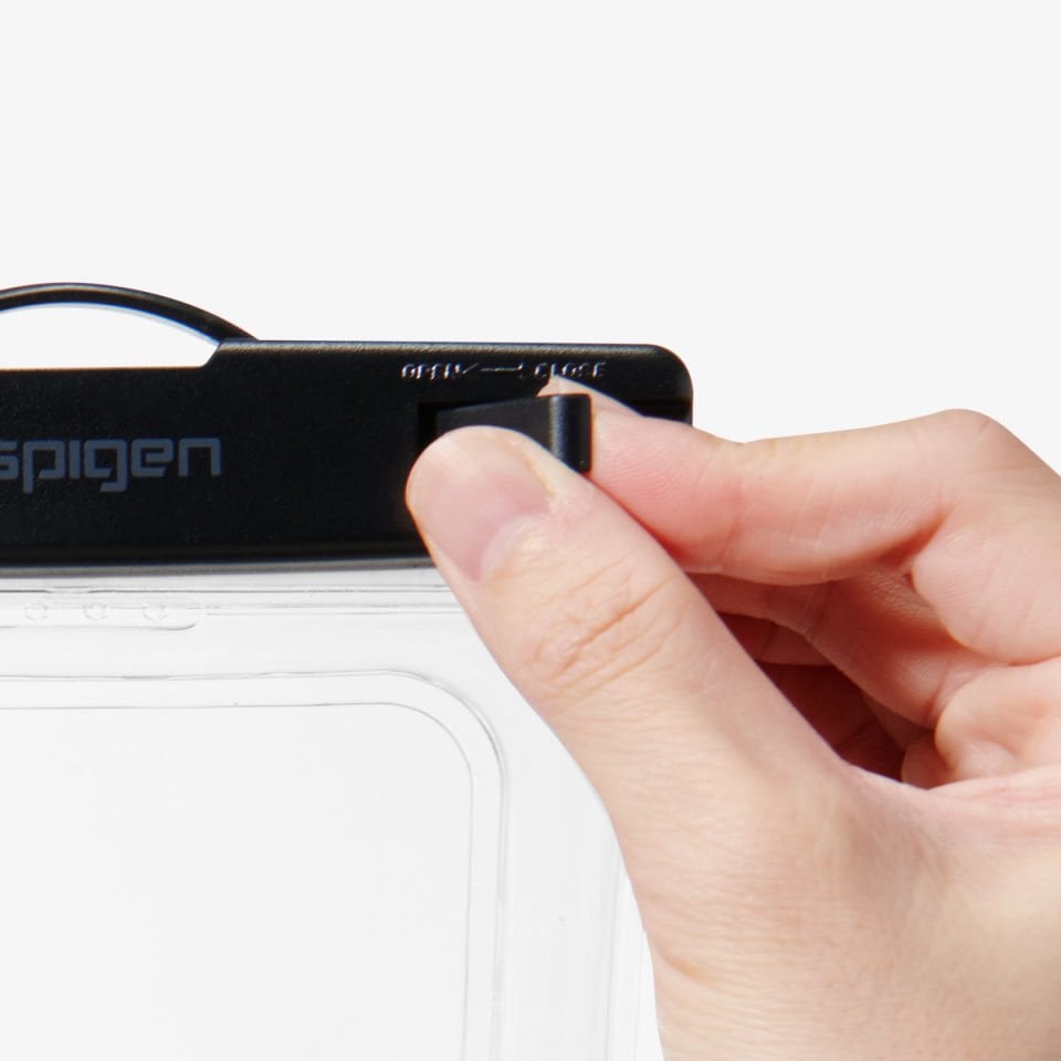 Spigen Aqua Shield Floating WaterProof Universal (Tüm Cihazlarla Uyumlu) IPX8 Sertifikalı Su Geçirmez Yüzer Kılıf Crystal Clear