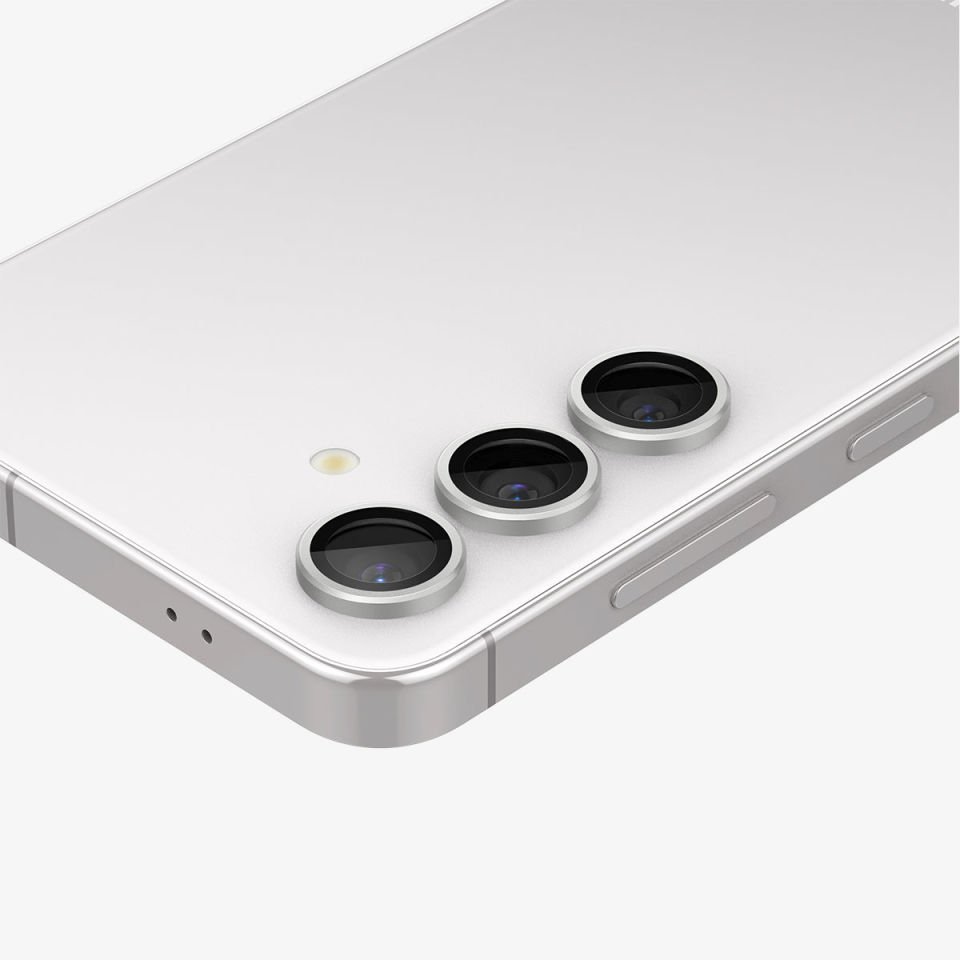 Spigen Galaxy S24 Kamera Lens Camı Koruyucu Glas.tR EZ Fit Optik Pro (2 Adet)