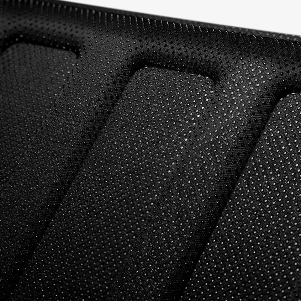 Spigen Tesla Model Y (2025) Juniper & Model Y (2024-2023) Rear Trunk Arka Bagaj 3D Havuz Paspas Black TL20-Y