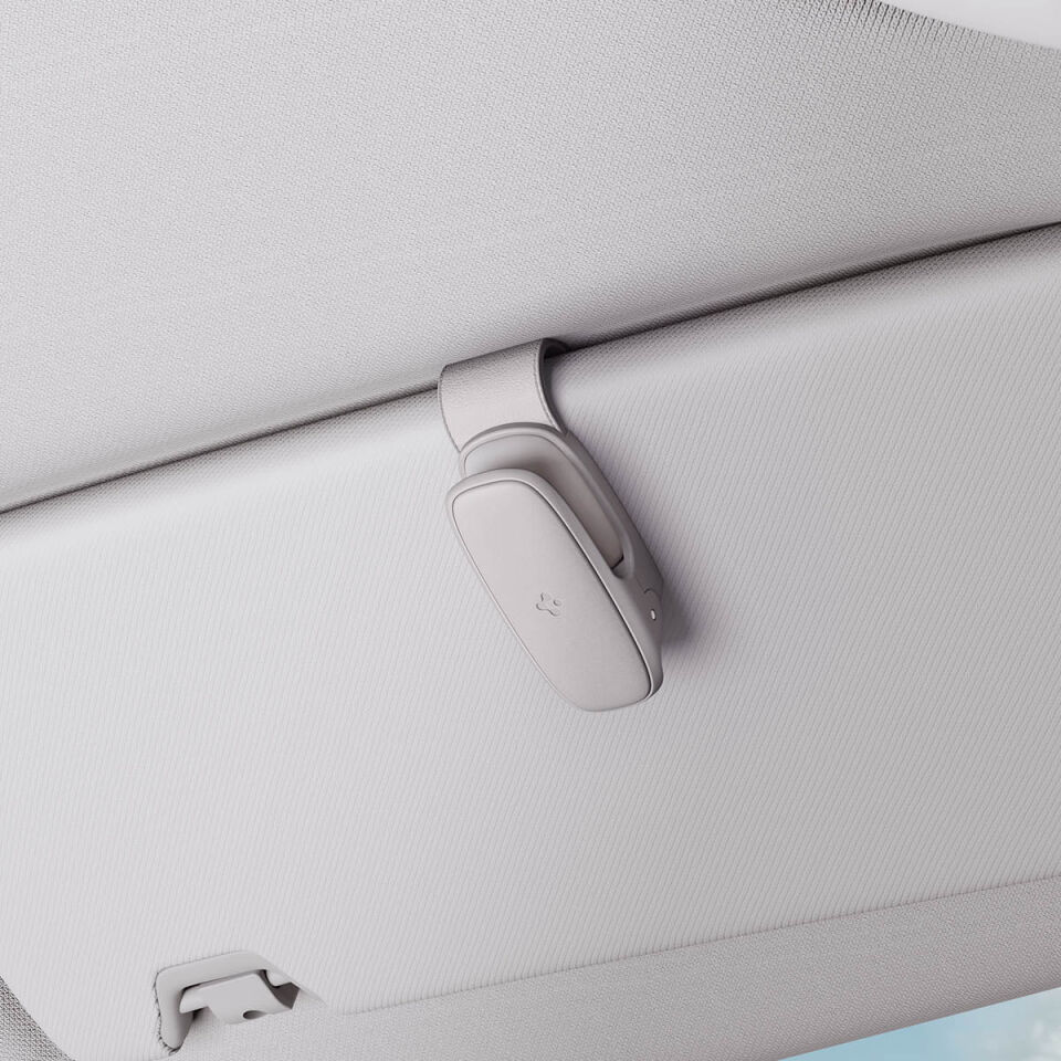 Spigen Premium Güneş Gözlüğü Tutucu Tüm Araçlar ile Uyumlu Silikon Klipsli Black (2 Adet) Gray