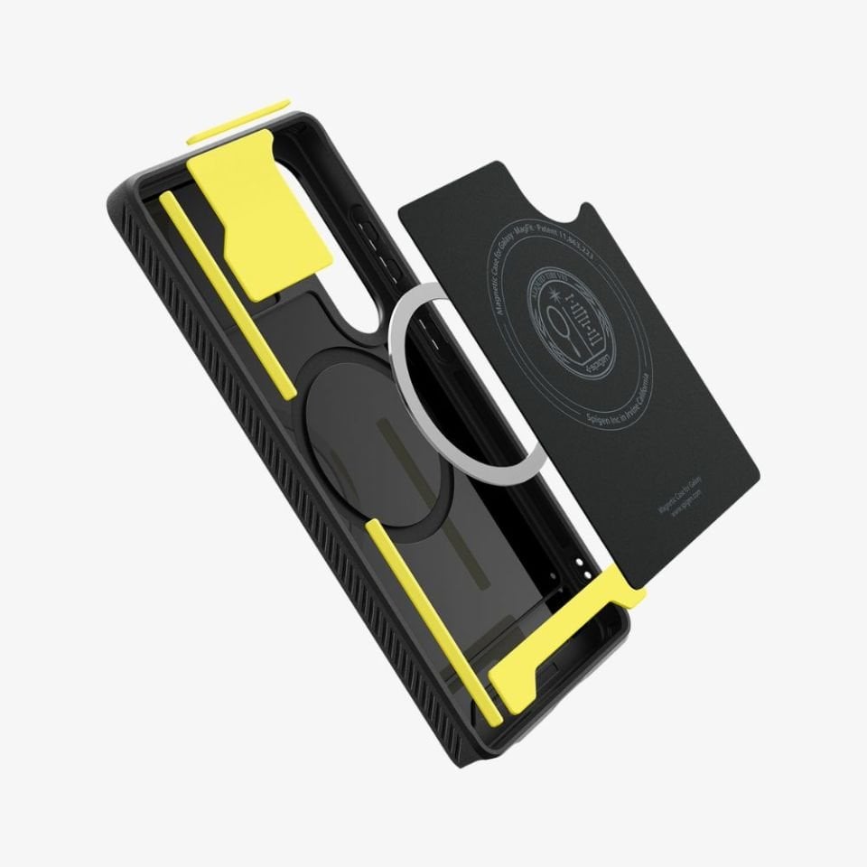 Spigen Galaxy S25 Ultra Kılıf Rugged Armor MagFit Özellikli Matte Black