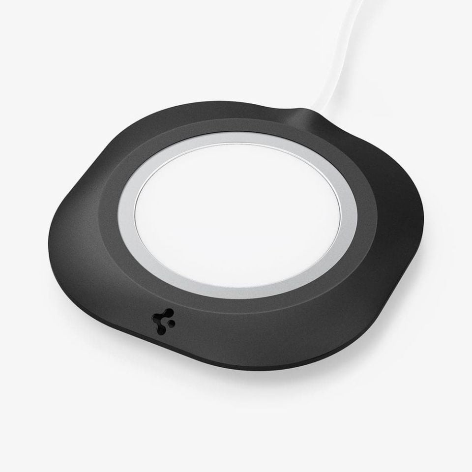 Spigen Mag Fit Designed for MagSafe Şarj Kılıfı Black