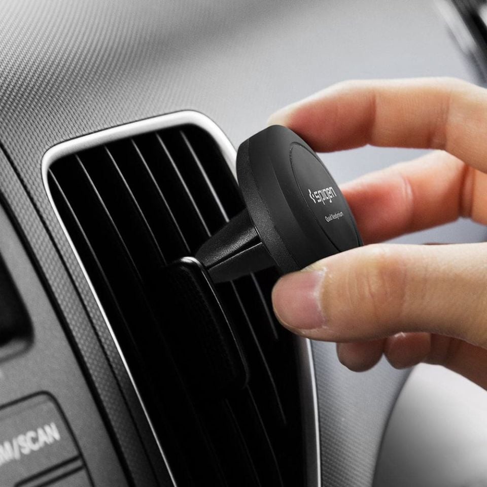 Spigen Araç Tutacağı Manyetik Evrensel (Tüm Cihazlarla Uyumlu Araç Tutucu) A200 Black