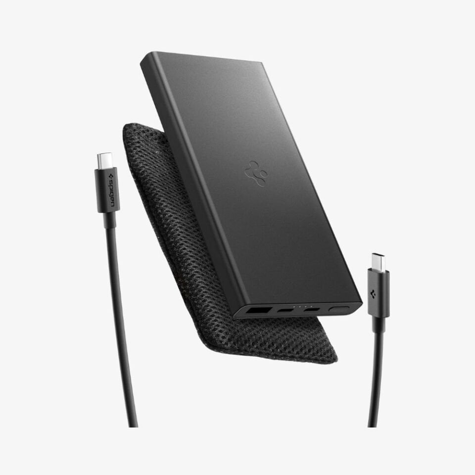 Spigen 10000 mAh Slim Alüminyum Kasa 22,5W USB-C + USB-A Giriş / Çıkış Hızlı Şarj 3 Portlu Powerbank / 1 Metre Type-C Harici Kablolu Taşınabilir Şarj Cihazı + Taşıma Çantası EA2210 Black