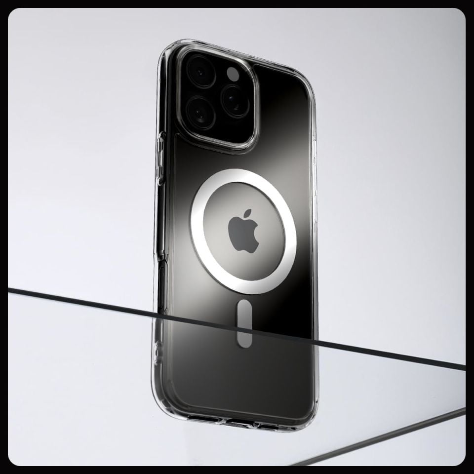 Spigen iPhone 16 Pro Max Kılıf Ultra Hybrid MagFit + Glas.tR EZ Fit Slim HD Kolay Kurulum Cam Ekran Koruyucu + MagSafe Özellikli Kılıf White