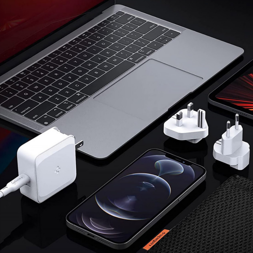 Spigen 45W USB-C 2 Port Güç Adaptörü - Hızlı Şarj Aleti iPhone & Android & iPad & MacBook Type-C Değiştirilebilir Başlık